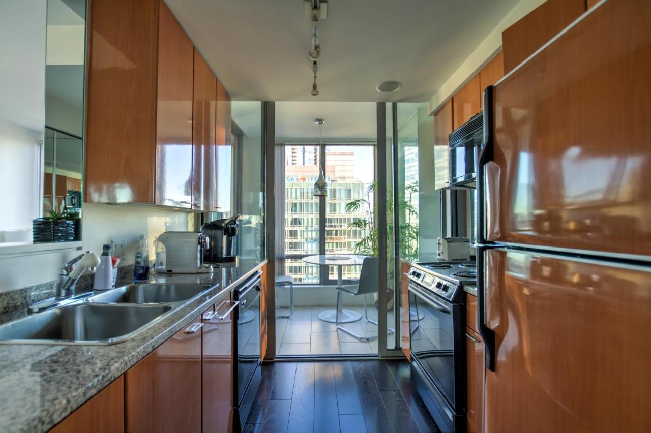 Habitas Apartment Ванкувър Екстериор снимка